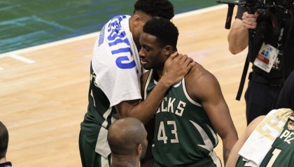 薪资专家：雄鹿名单已满员 想签下字母哥哥需要腾出一个名额